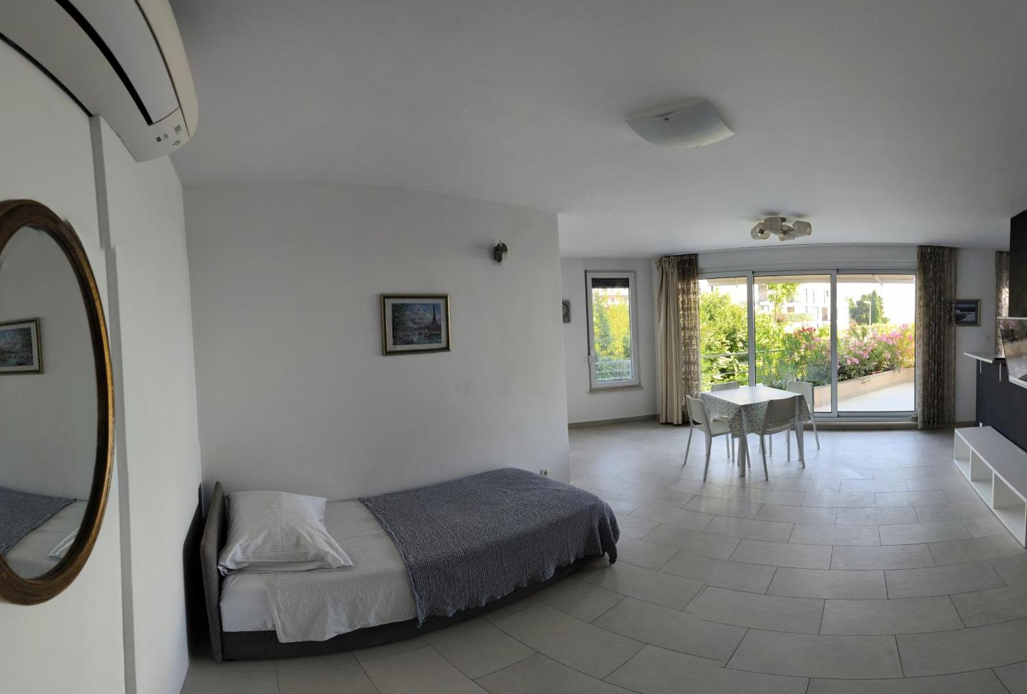Apartments Mariot Сплит Экстерьер фото